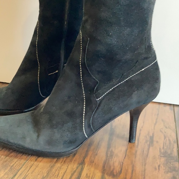 Claudia Ciuti Black Suede Heeled Boots - Picture 2 of 11